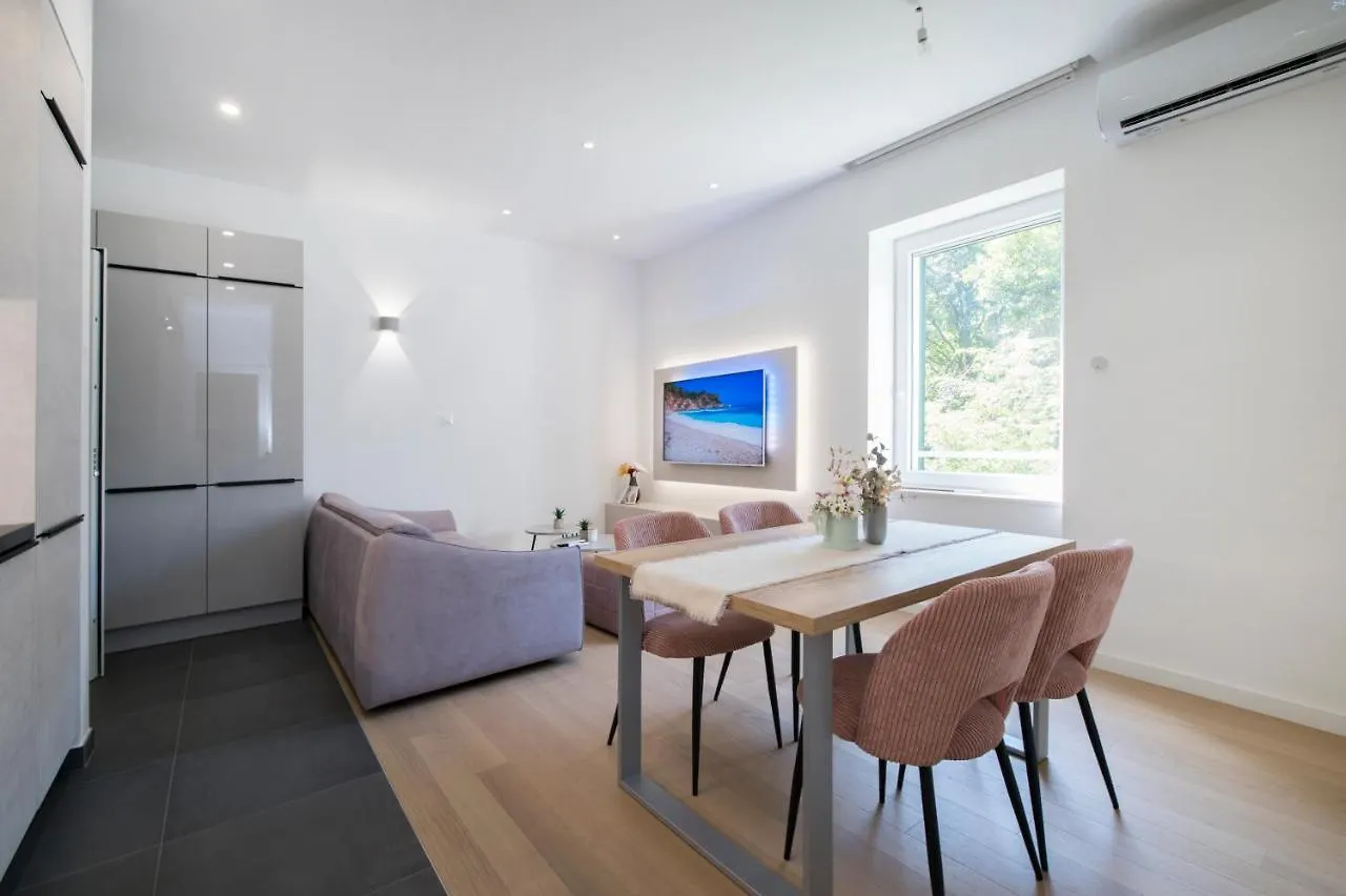 Lalu Apartment Split 0*,  Croatia